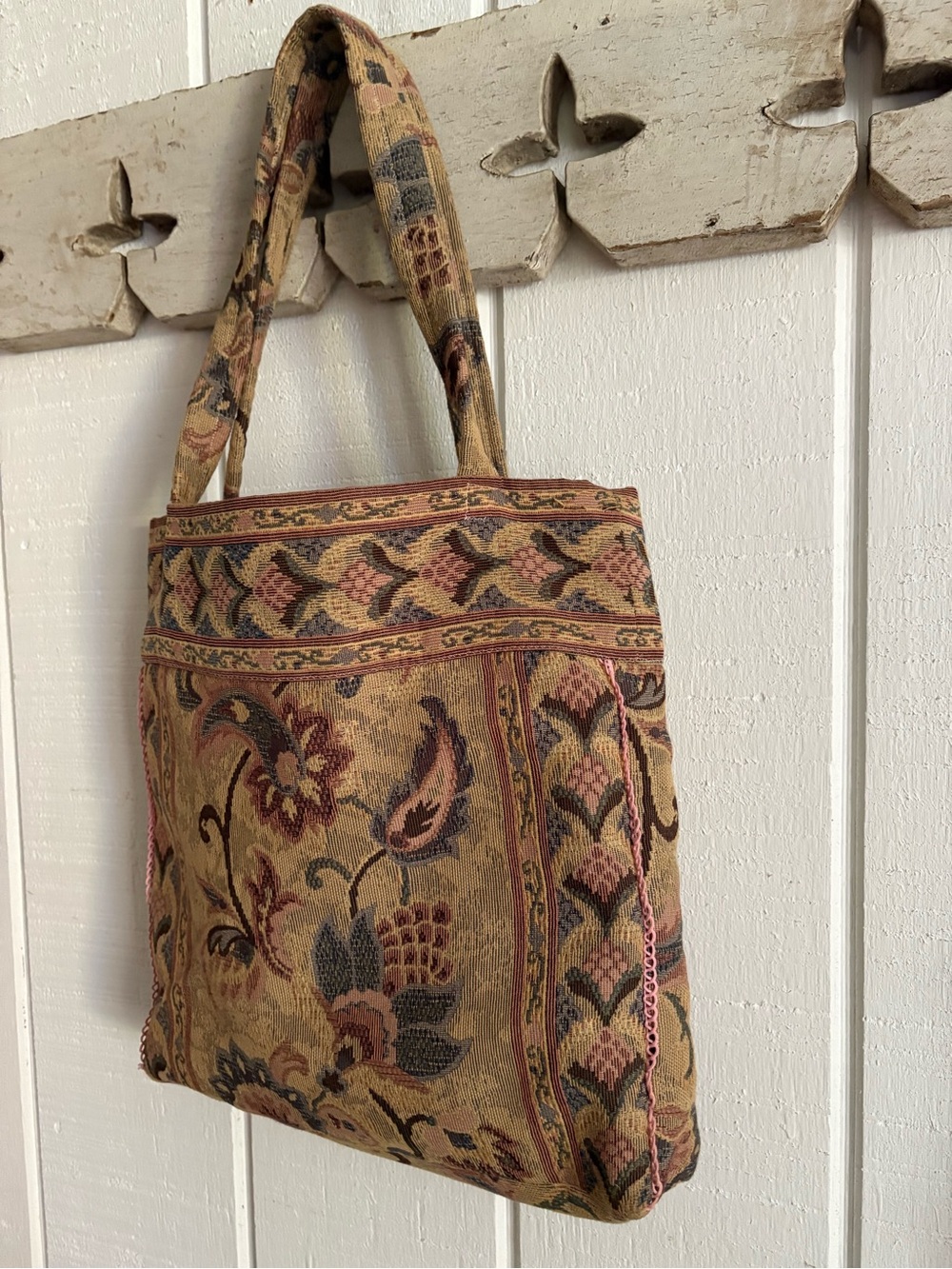 Floral Woven Tapestry Tote Bag in Pink & Tan - Picture 7 of 9